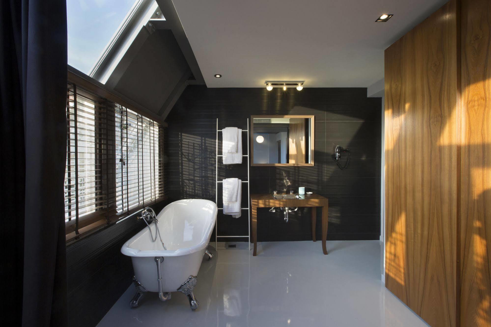 Pi Athens Apartment Екстериор снимка