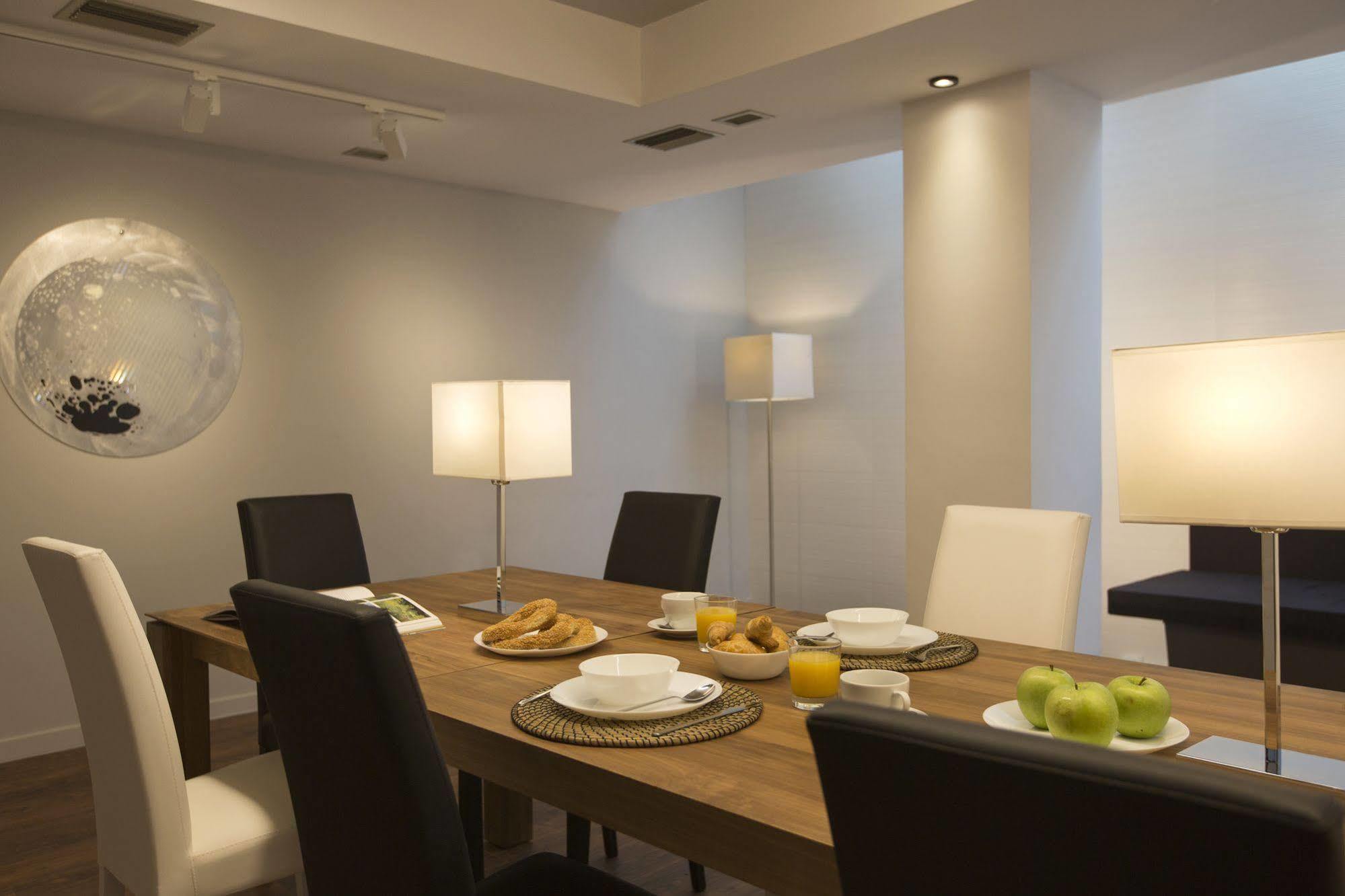 Pi Athens Apartment Екстериор снимка
